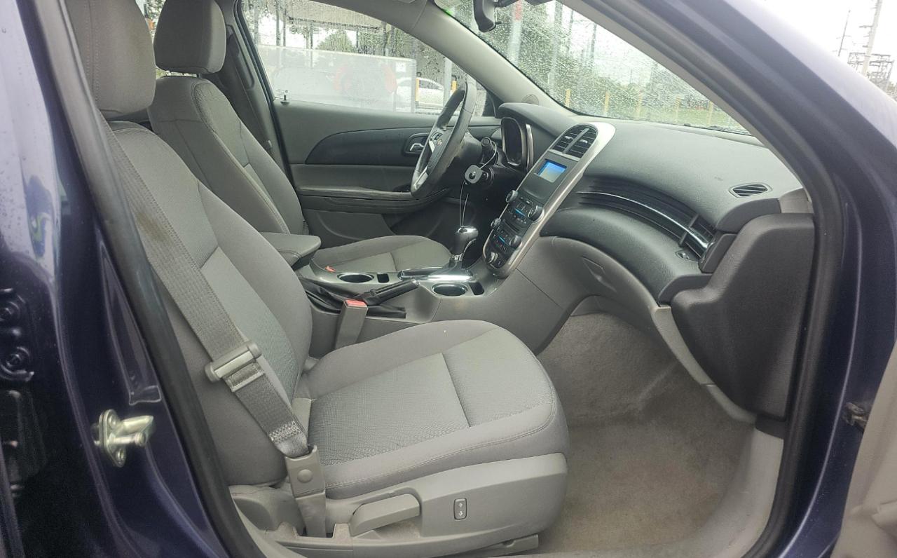Chevrolet Malibu  2015