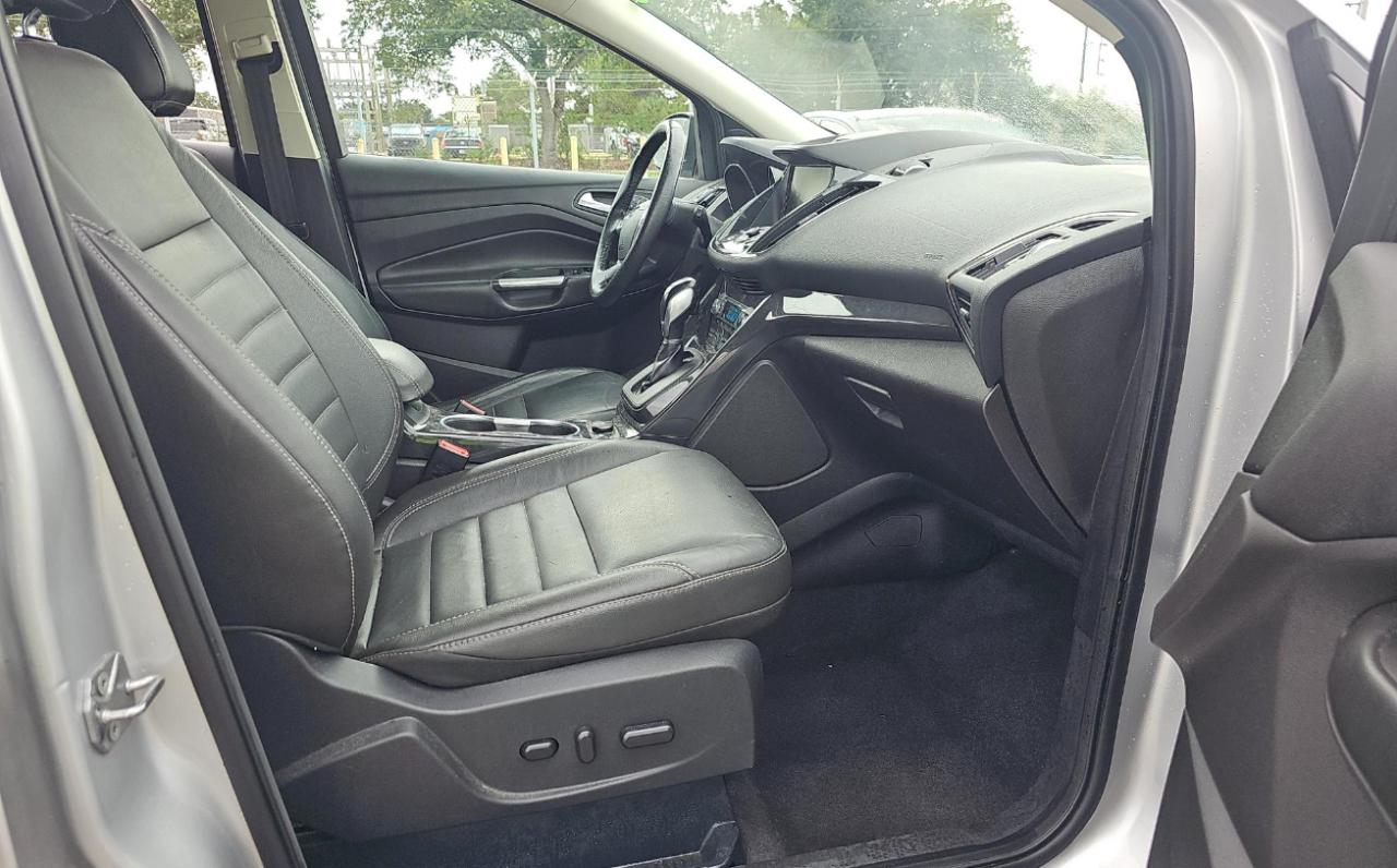 Ford Escape  2015