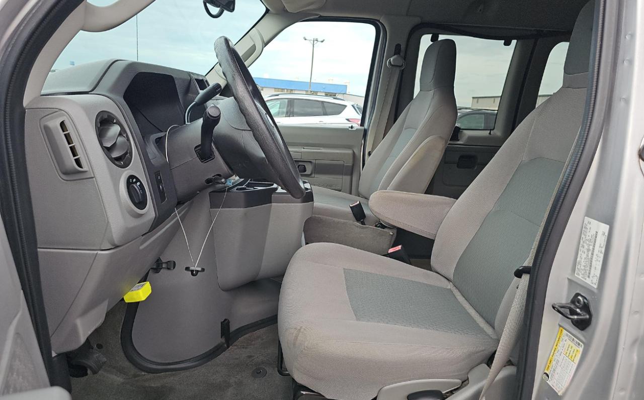 Ford Econoline Wagon  2014