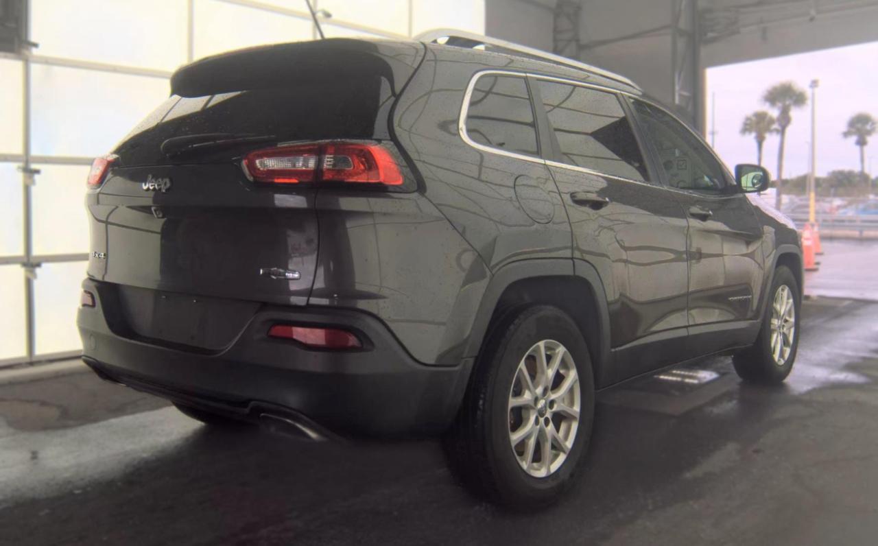 Jeep Cherokee  2015