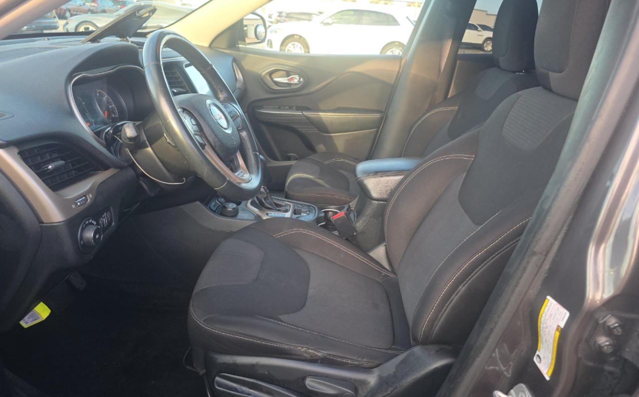 Jeep Cherokee  2015