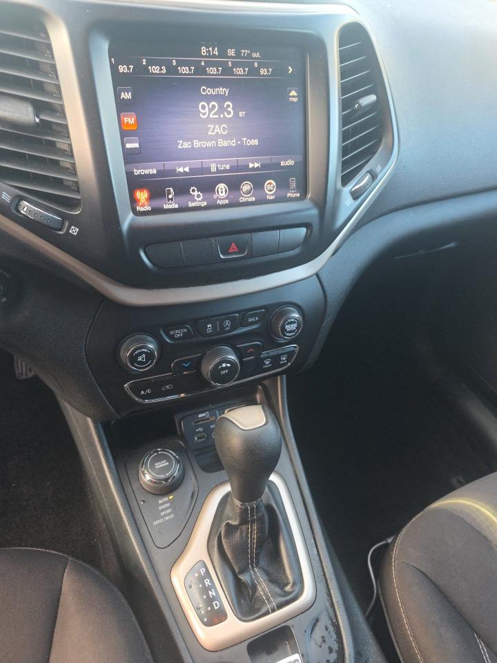 Jeep Cherokee  2015