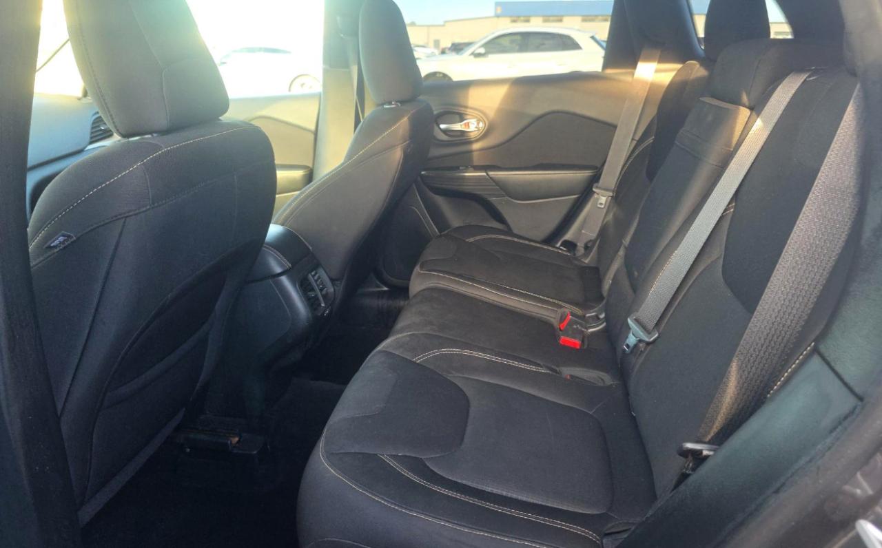 Jeep Cherokee  2015