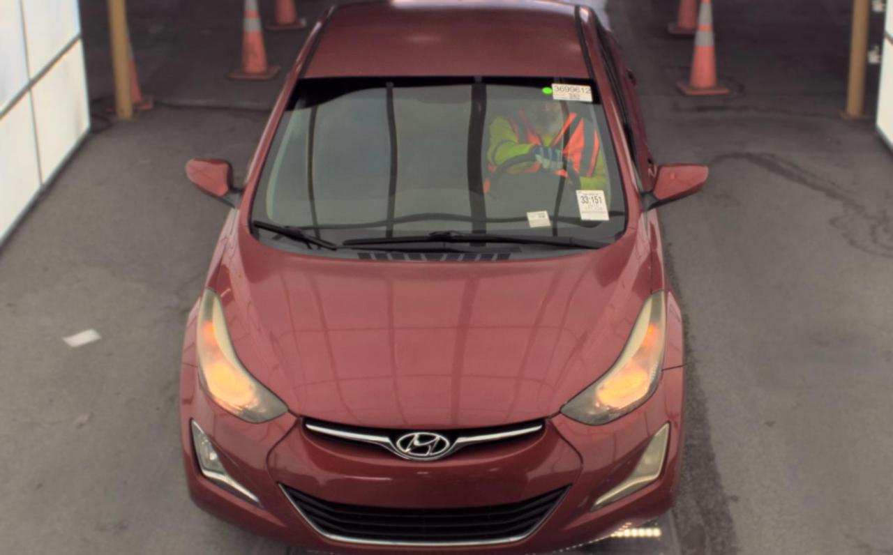 Hyundai Elantra  2015