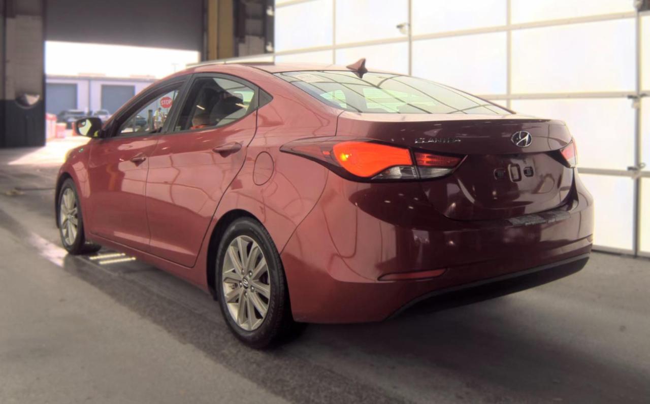 Hyundai Elantra  2015