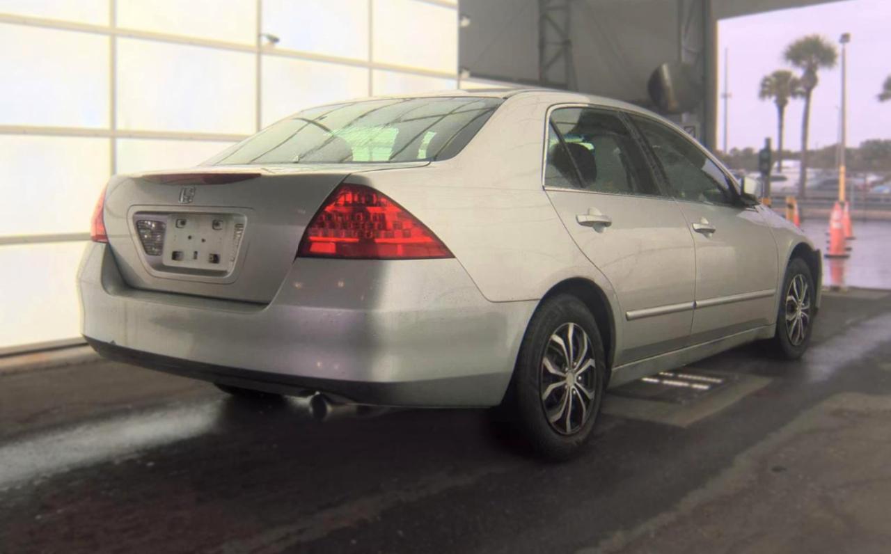 Honda Accord Sdn  2006