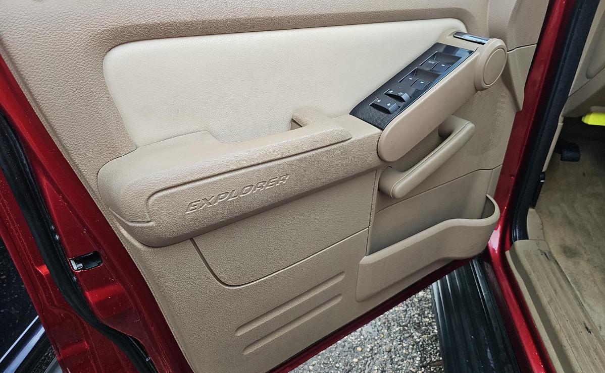 Ford Explorer  2007