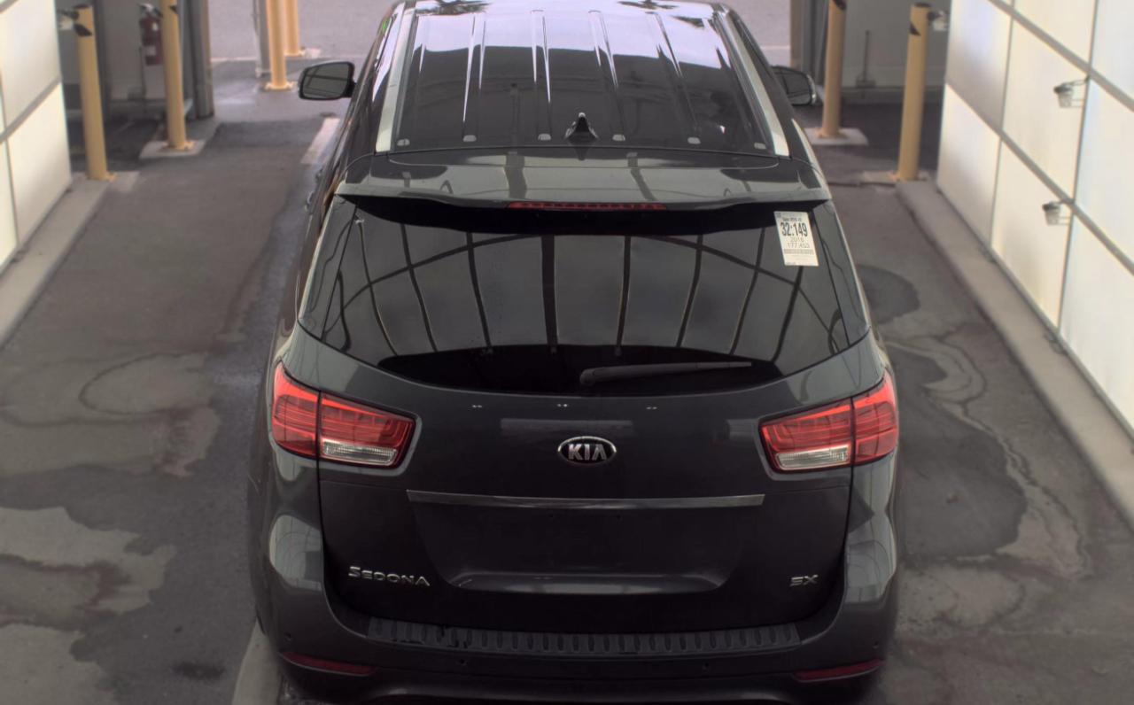 Kia Sedona  2016