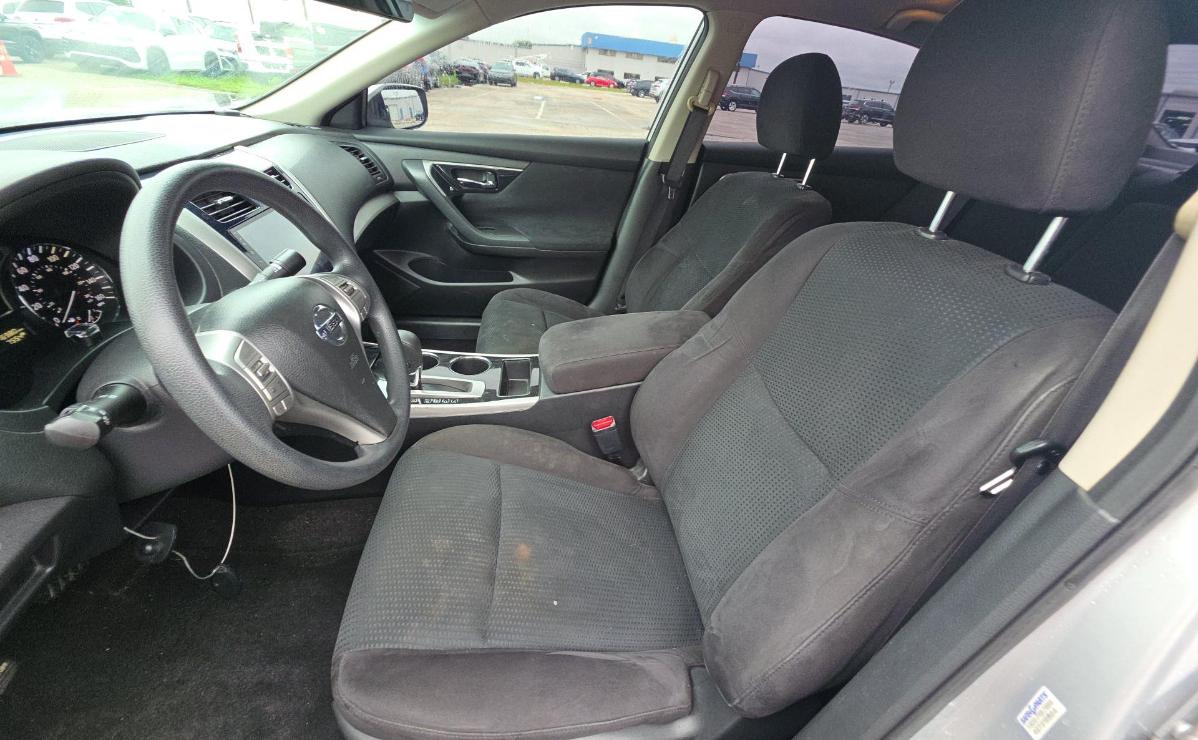 Nissan Altima  2014