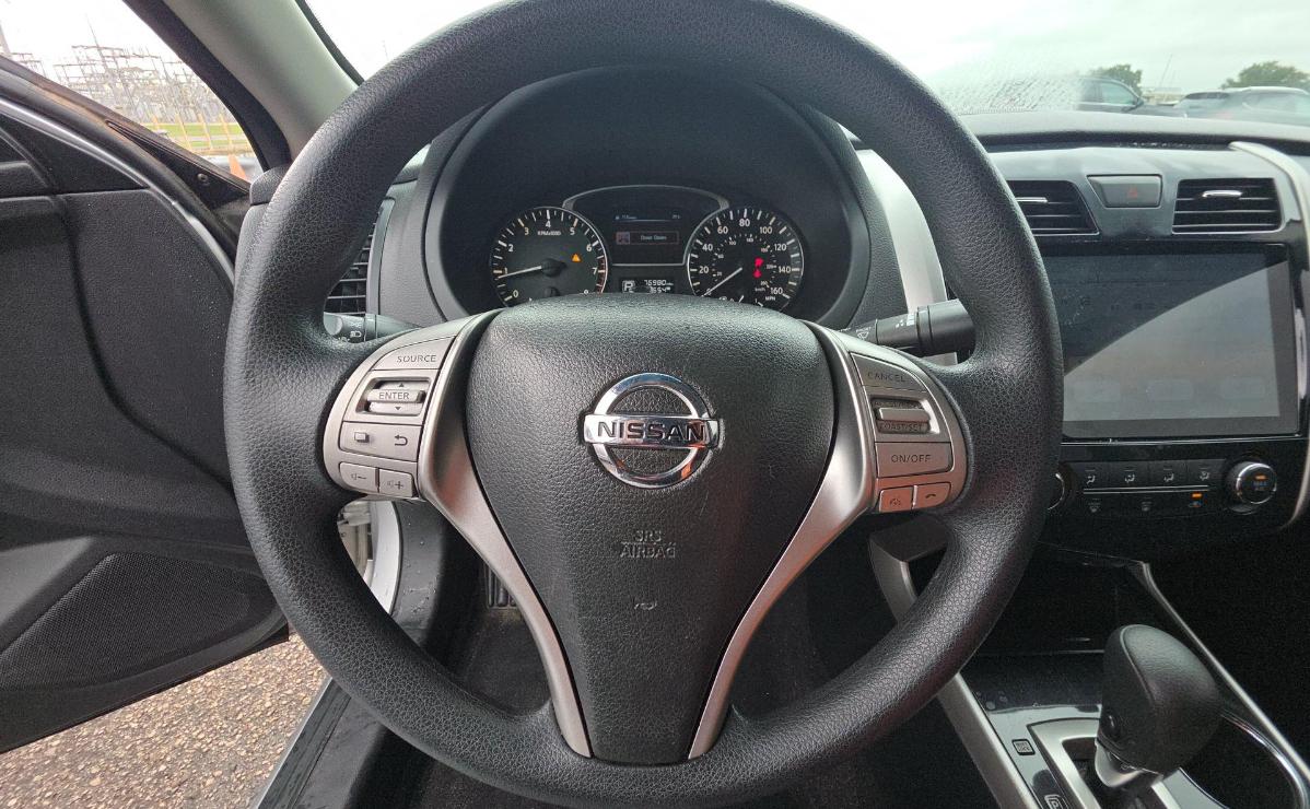 Nissan Altima  2014
