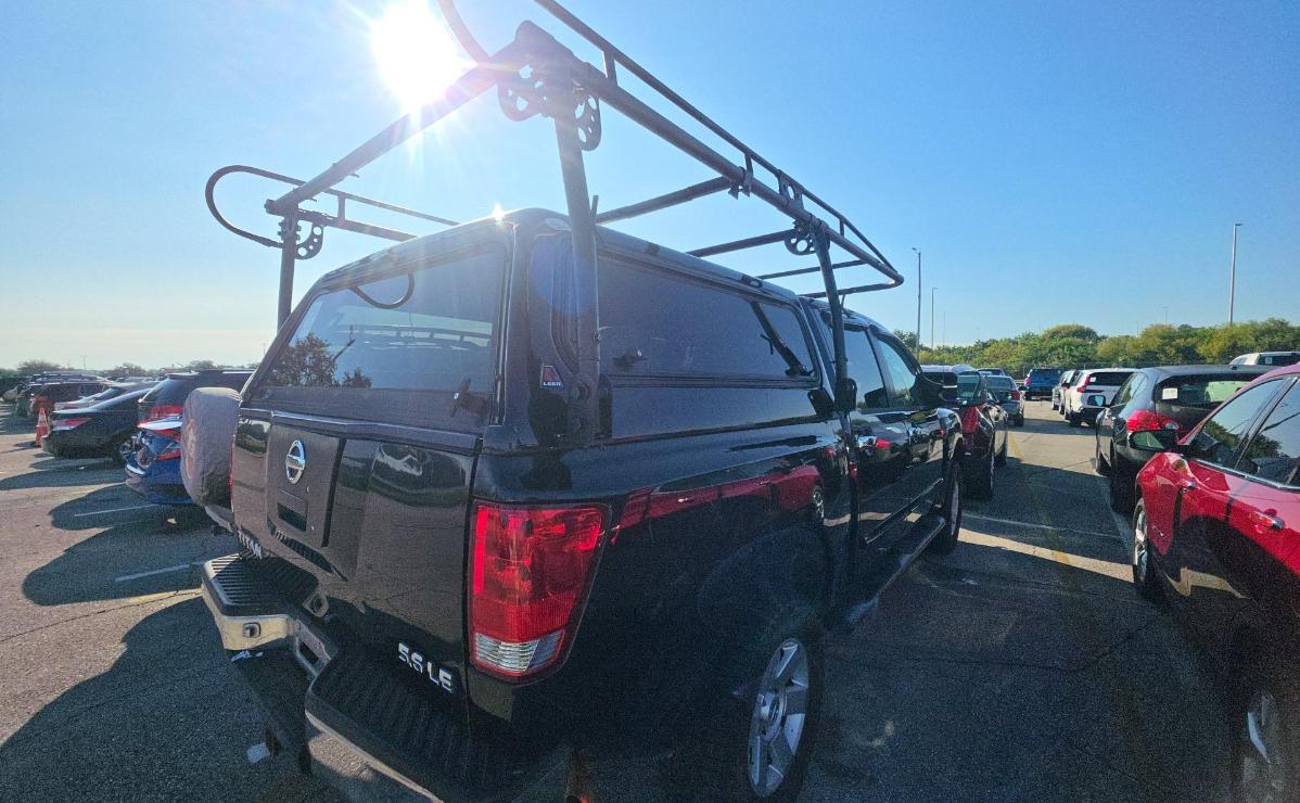 Nissan Titan  2004