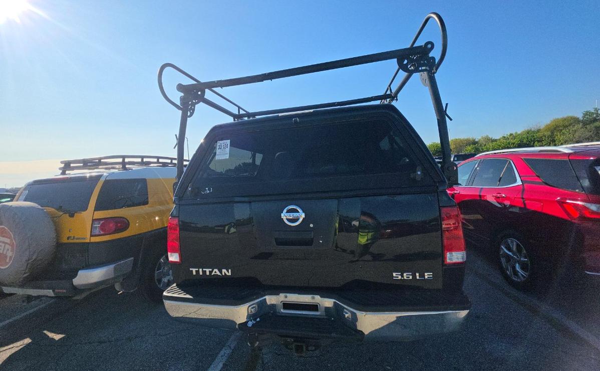 Nissan Titan  2004
