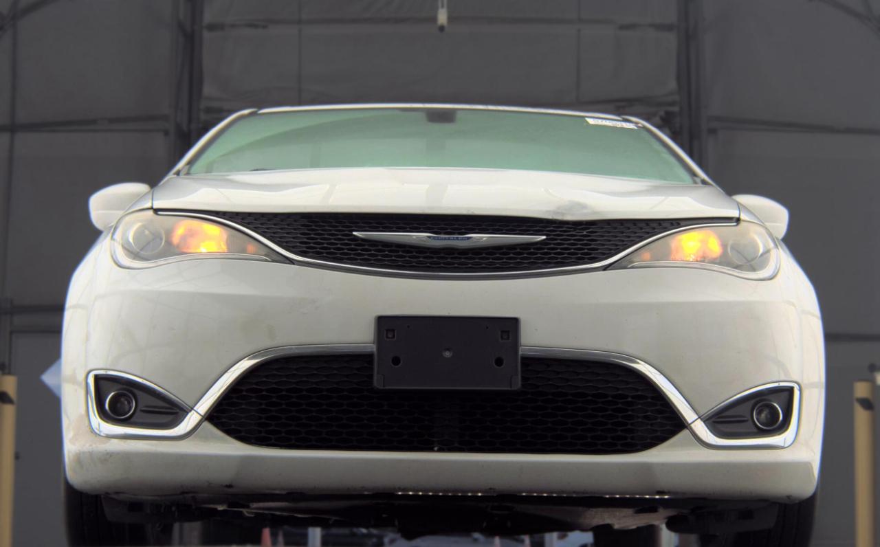 Chrysler Pacifica  2019