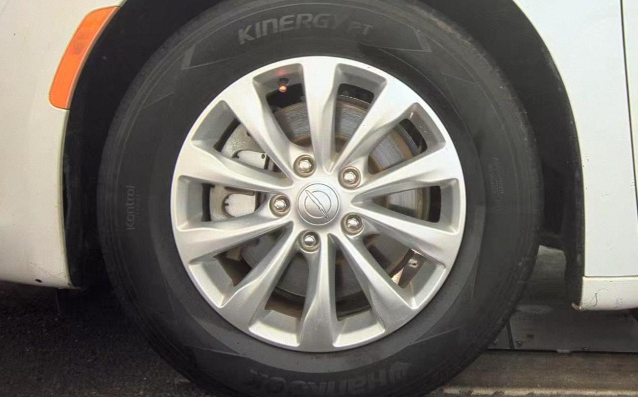 Chrysler Pacifica  2019