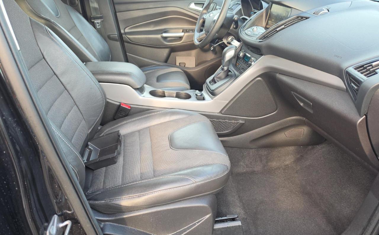 Ford Escape  2015