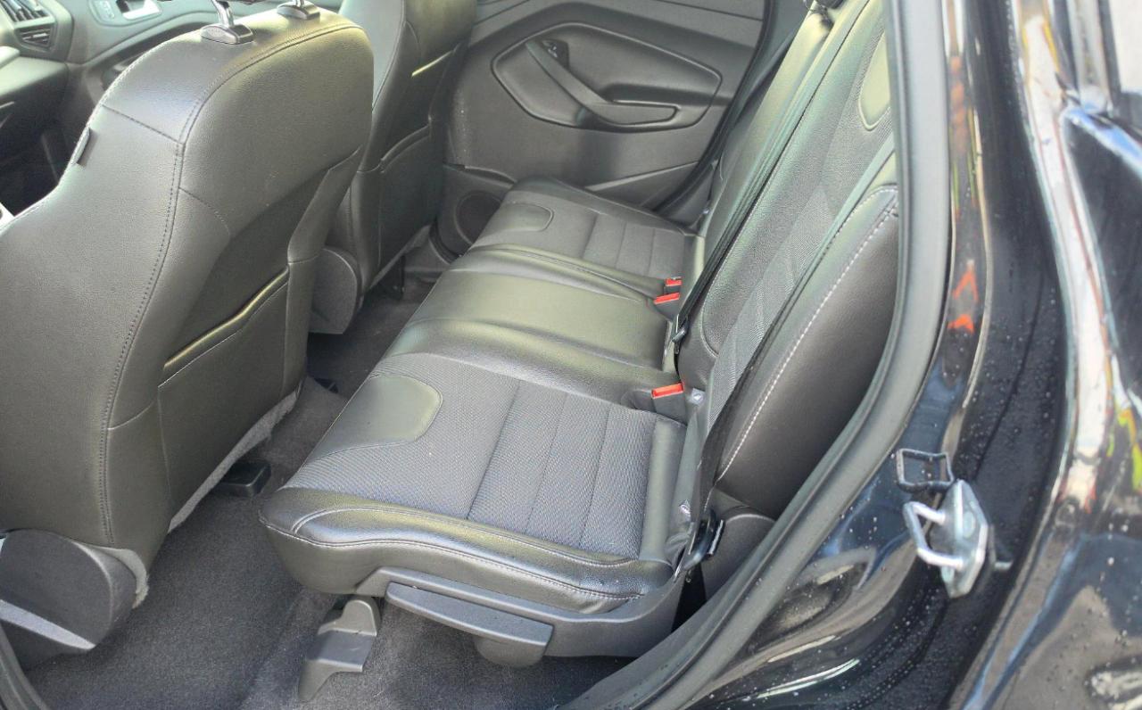 Ford Escape  2015