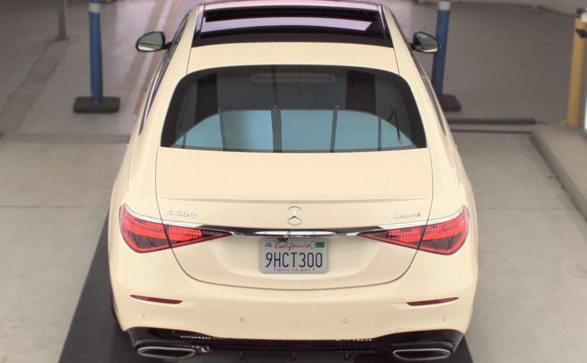 Mercedes-Benz S-Class  2022