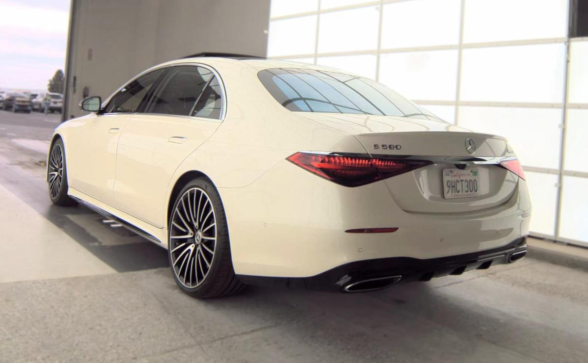 Mercedes-Benz S-Class  2022