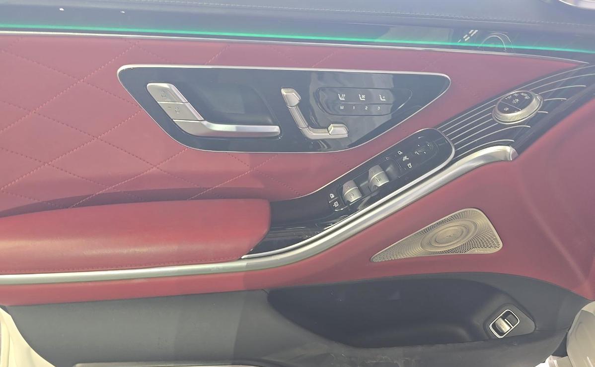 Mercedes-Benz S-Class  2022