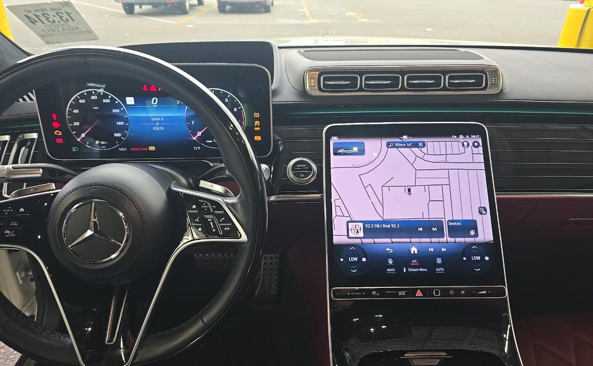 Mercedes-Benz S-Class  2022