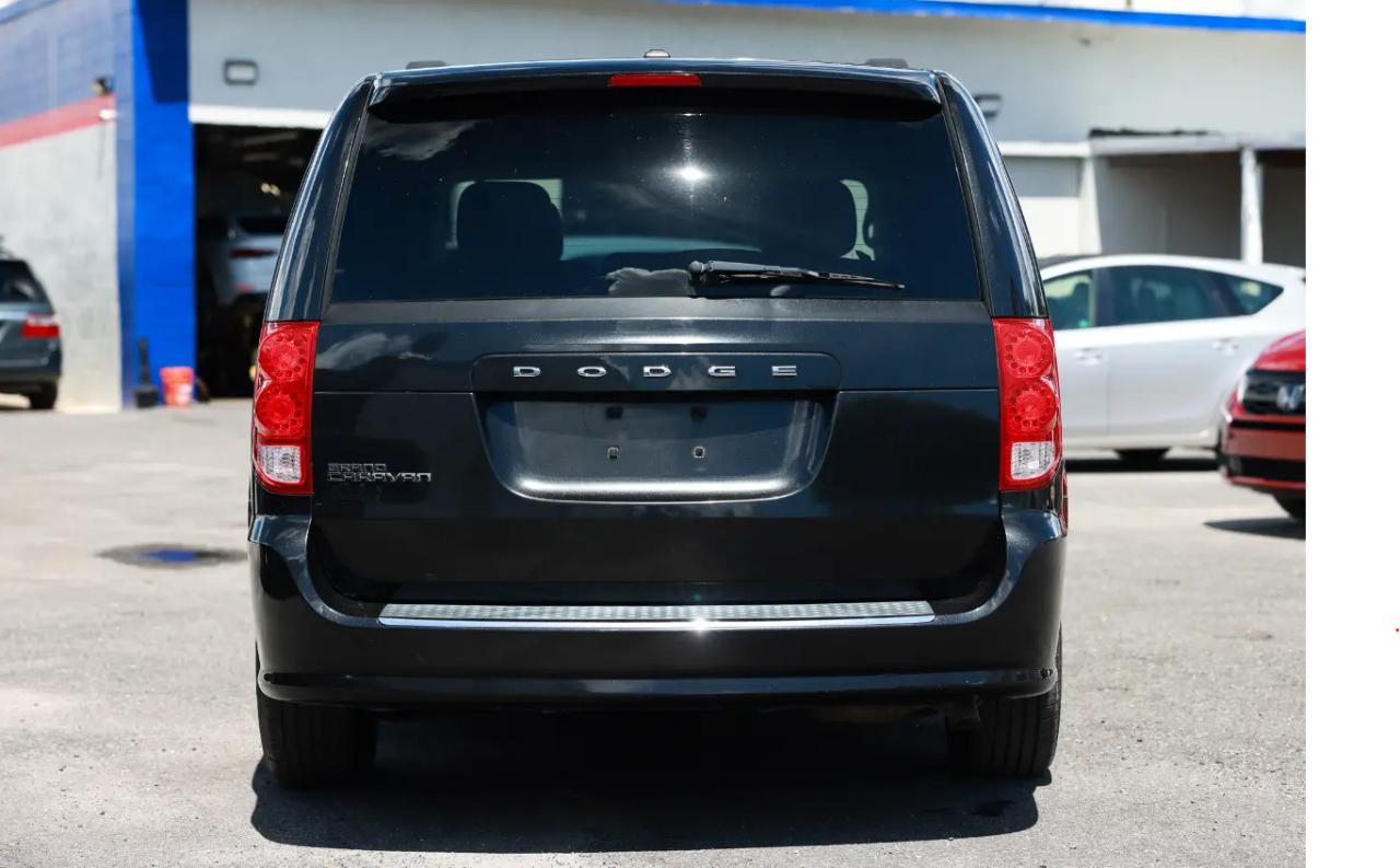Dodge Grand Caravan  2011