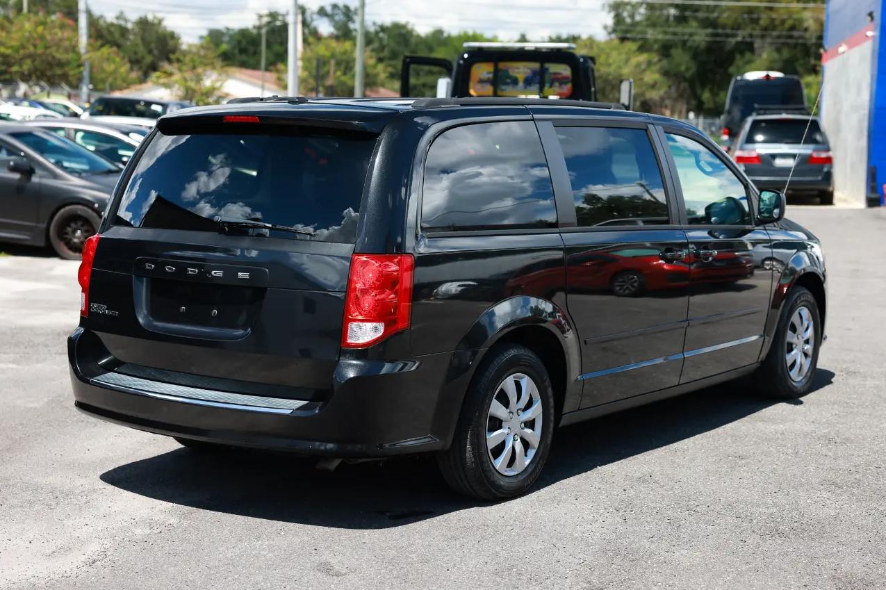 Dodge Grand Caravan  2011
