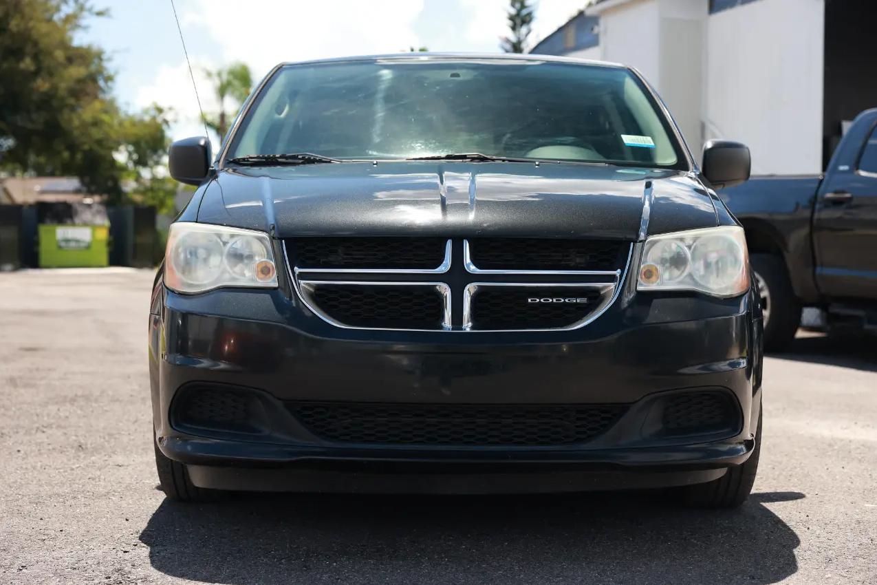 Dodge Grand Caravan  2011