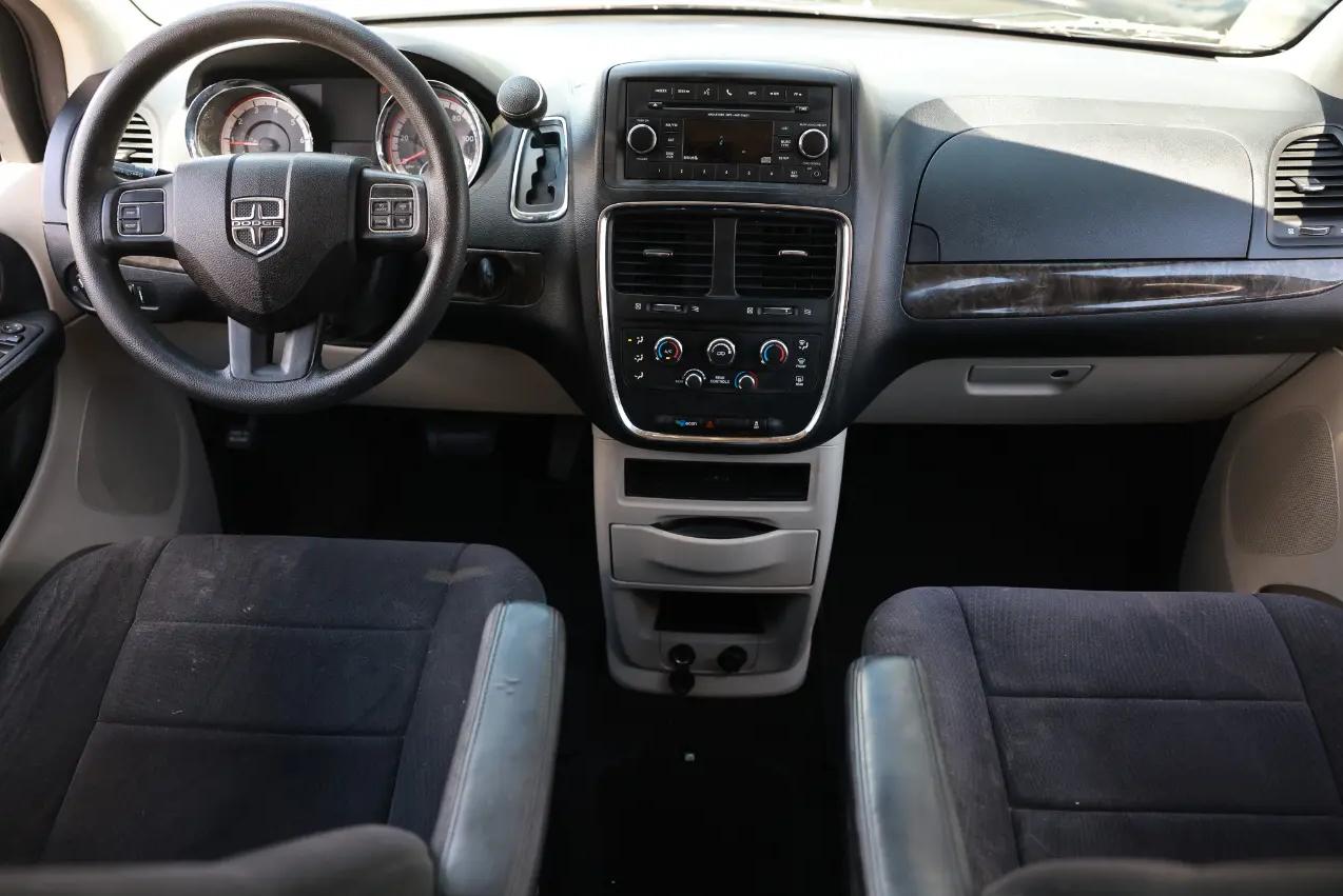 Dodge Grand Caravan  2011
