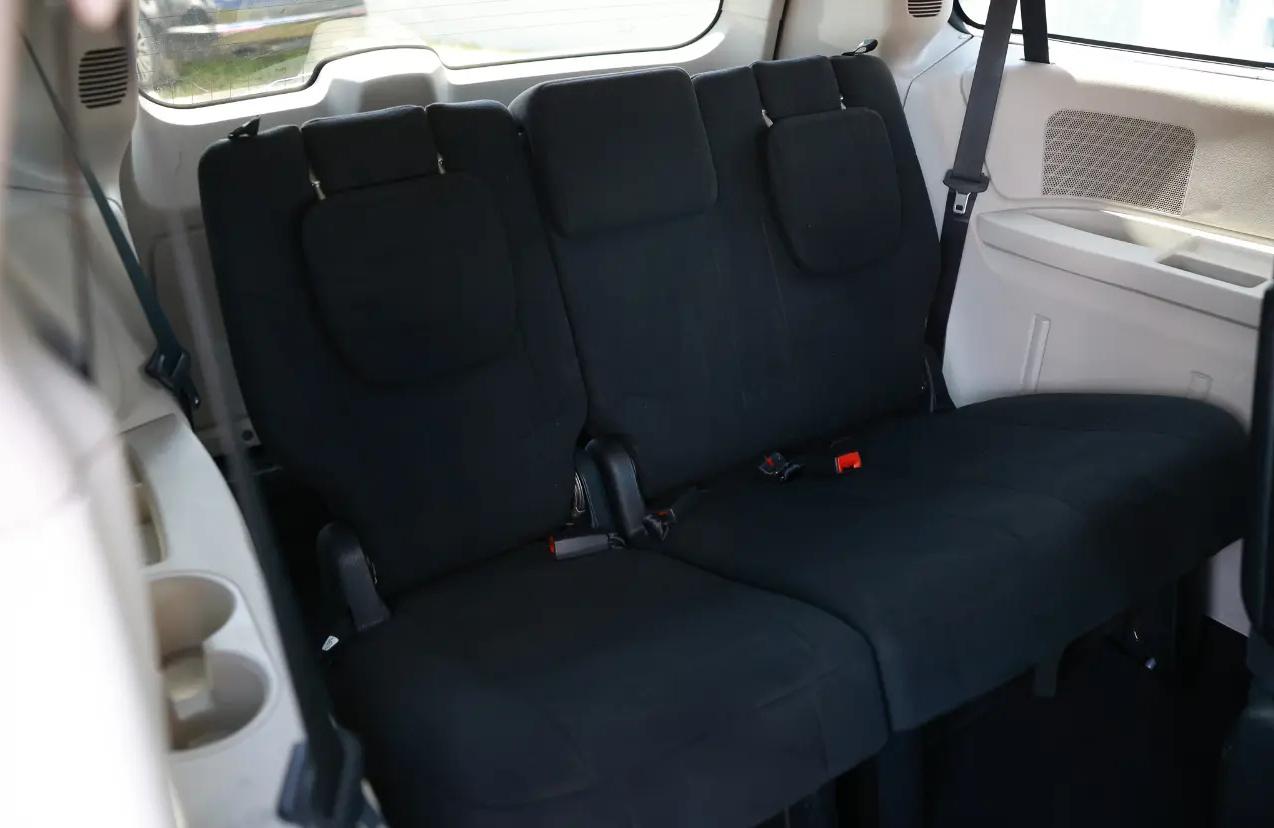 Dodge Grand Caravan  2011