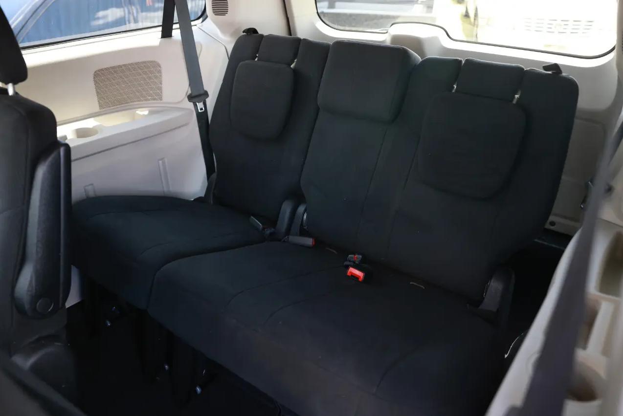 Dodge Grand Caravan  2011