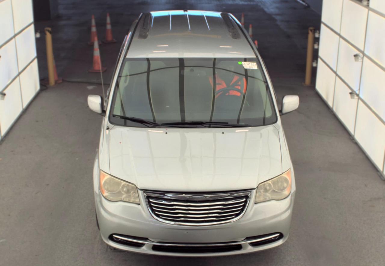Chrysler Town & Country  2012