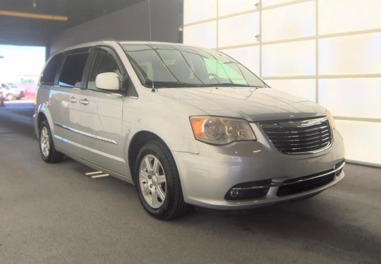 Chrysler Town & Country  2012