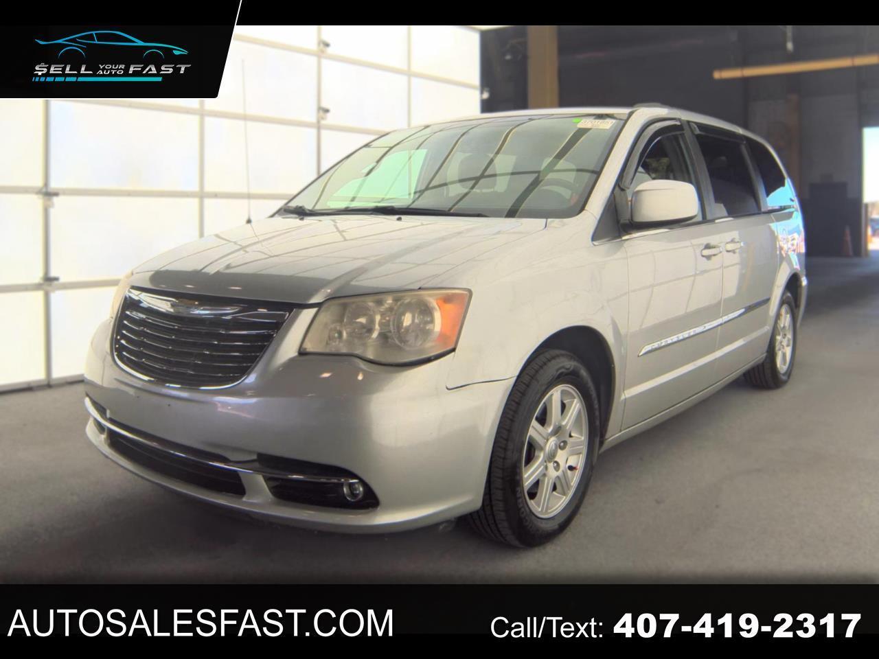 Chrysler Town & Country  2012