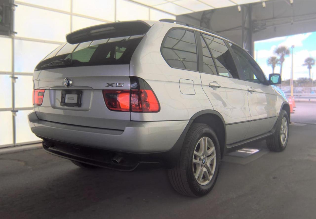 BMW X5  2004