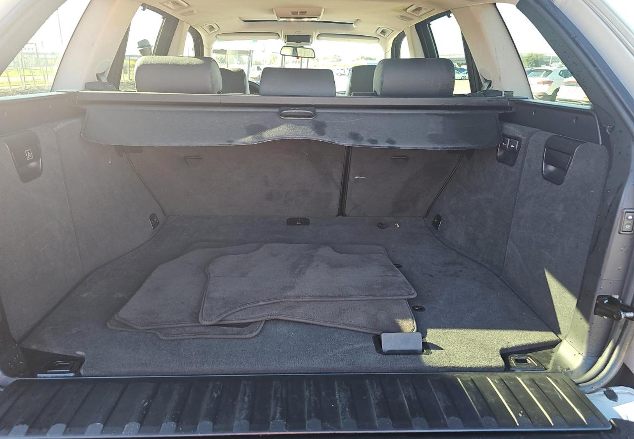 BMW X5  2004