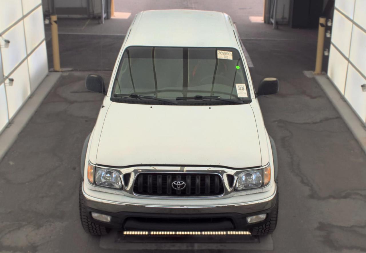 Toyota Tacoma  2004