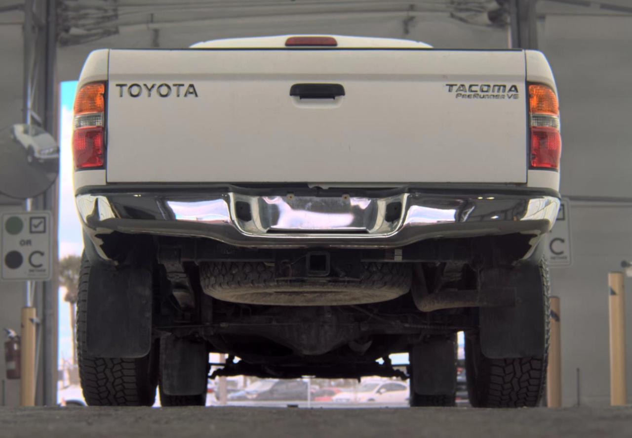 Toyota Tacoma  2004