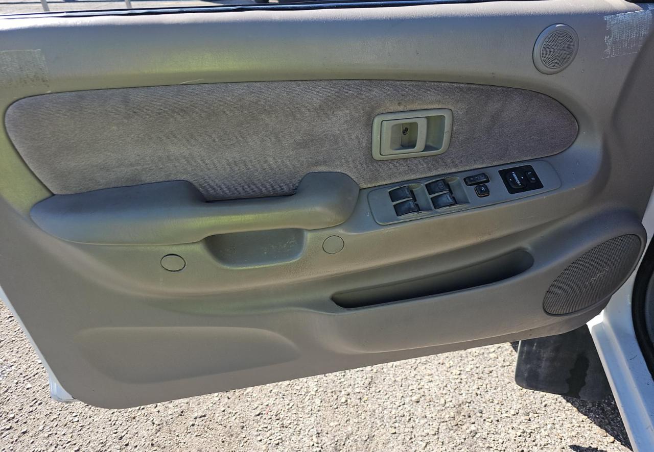 Toyota Tacoma  2004