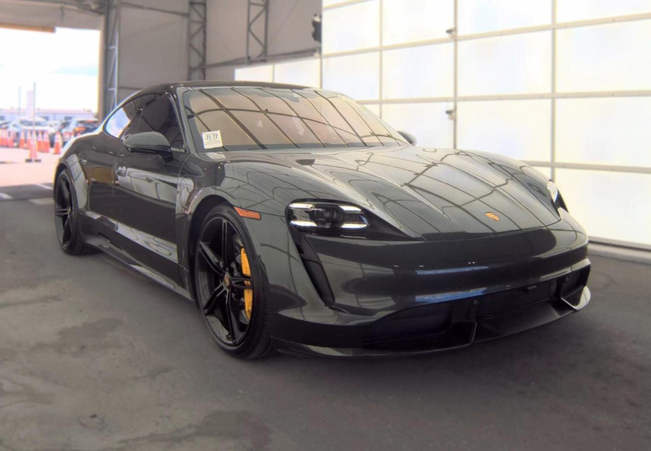 Porsche Taycan  2020
