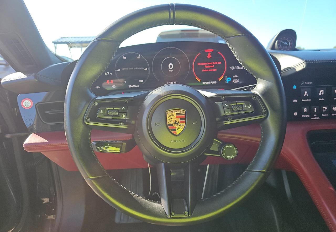 Porsche Taycan  2020