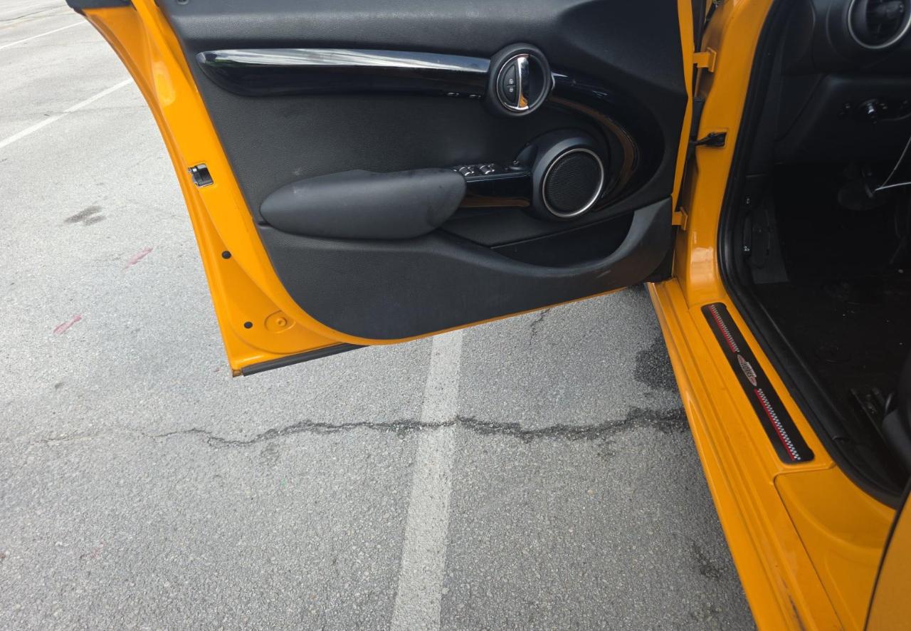 MINI Cooper Hardtop 4 Door  2015