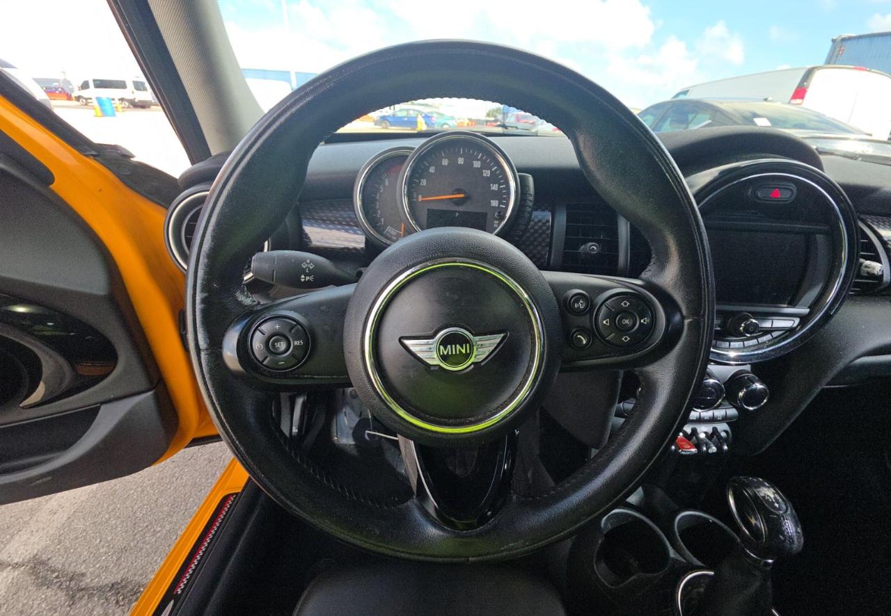 MINI Cooper Hardtop 4 Door  2015