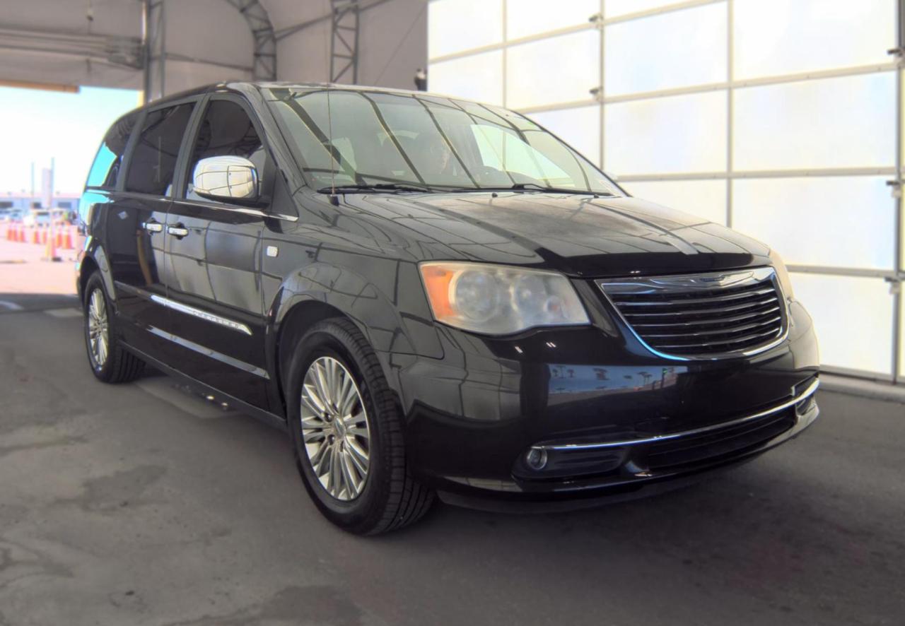 Chrysler Town & Country  2014