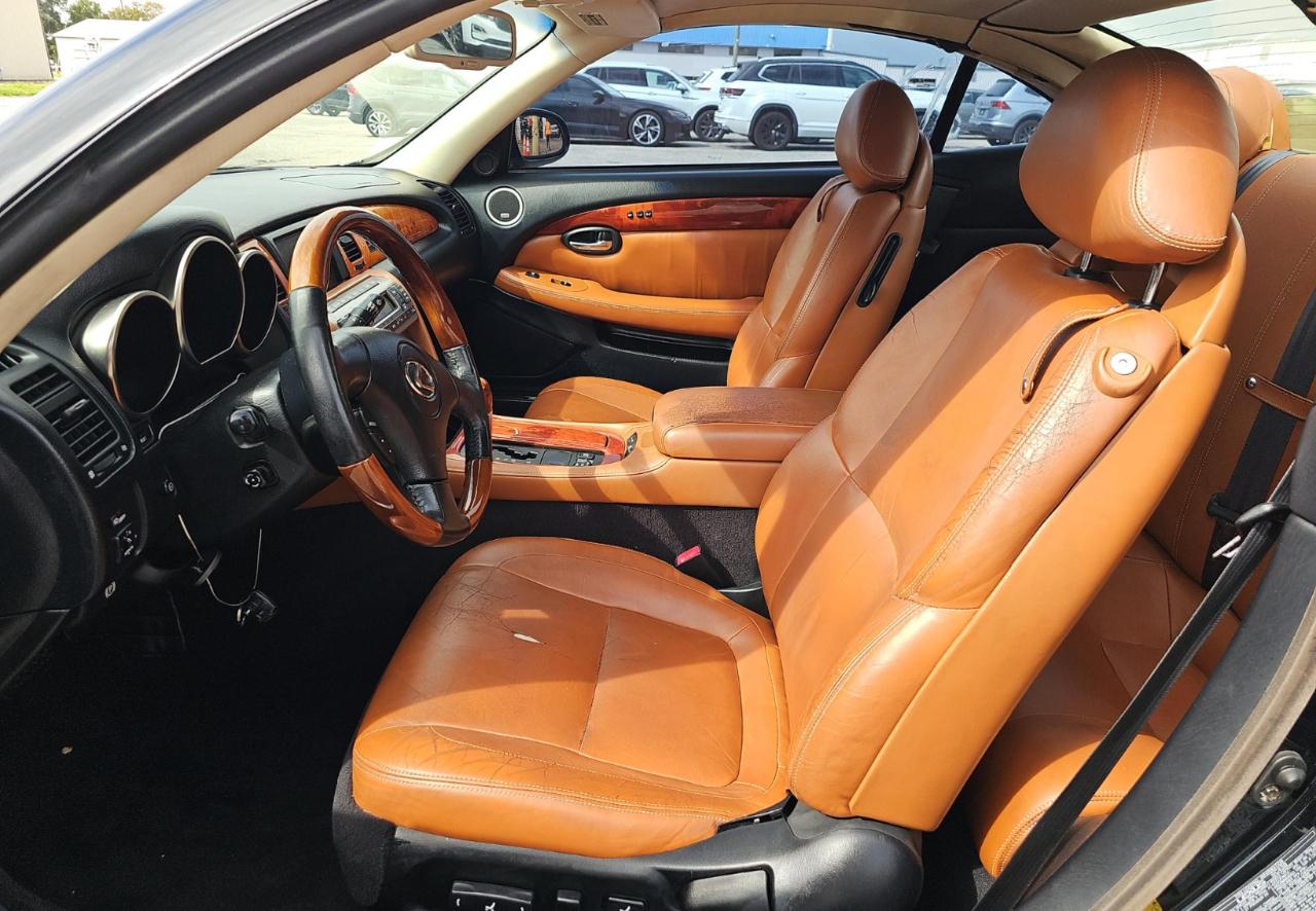 Lexus SC 430  2004