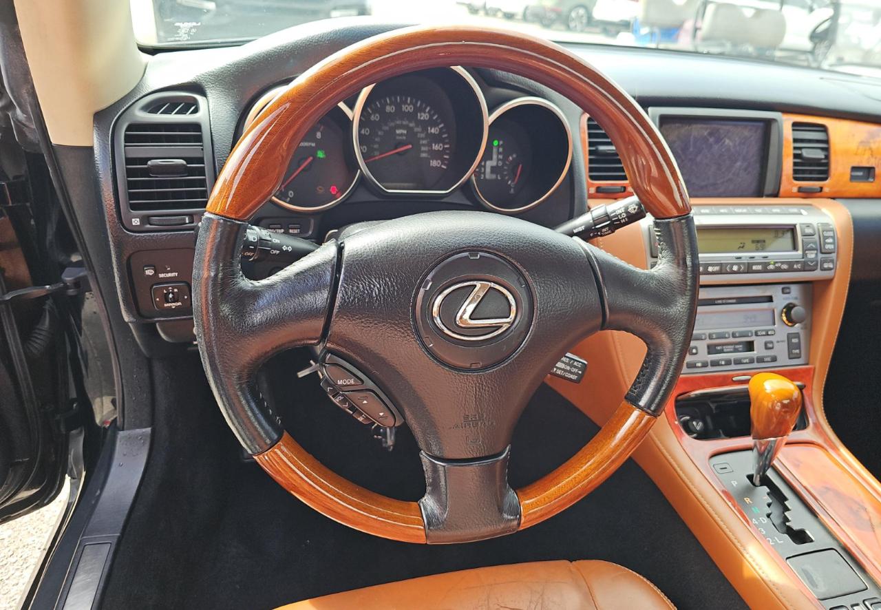 Lexus SC 430  2004