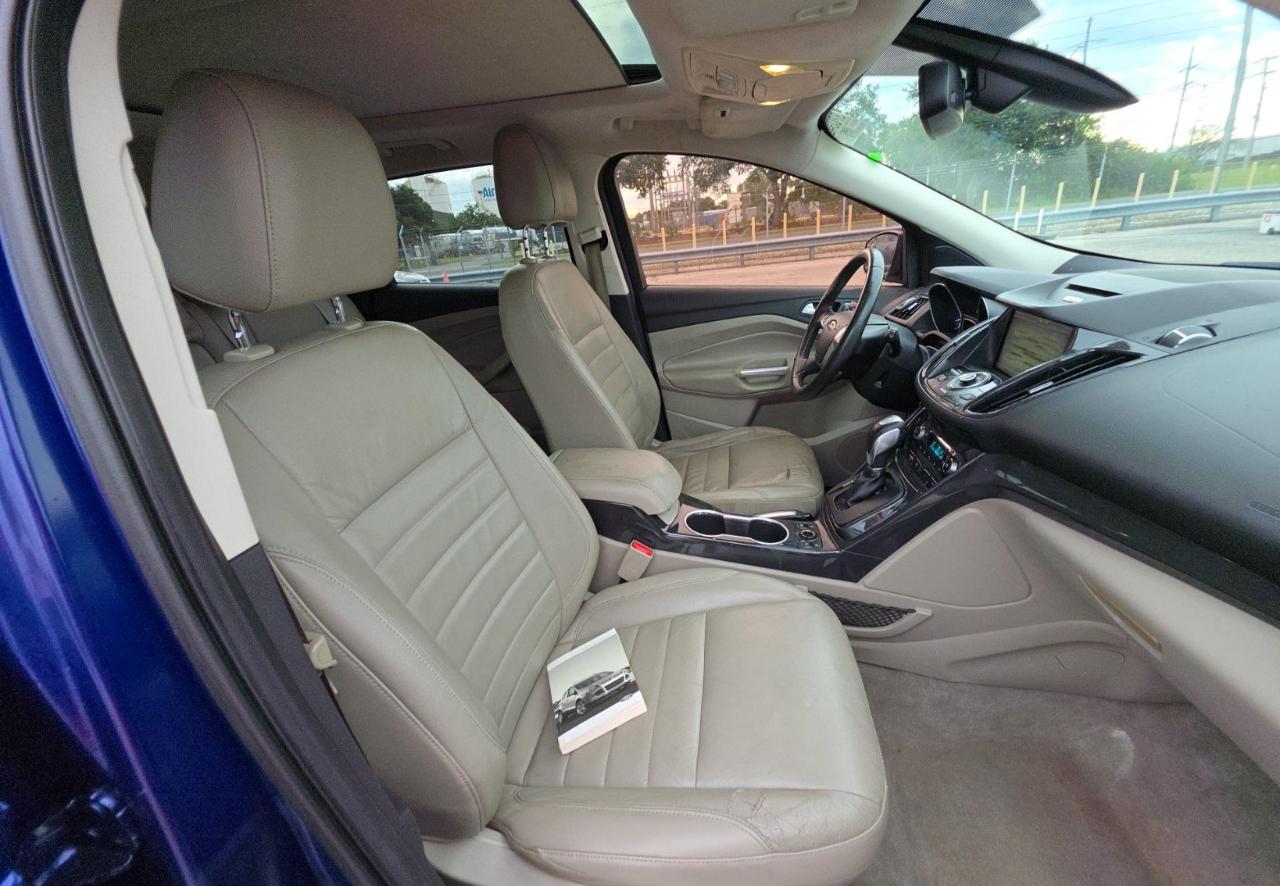 Ford Escape  2015