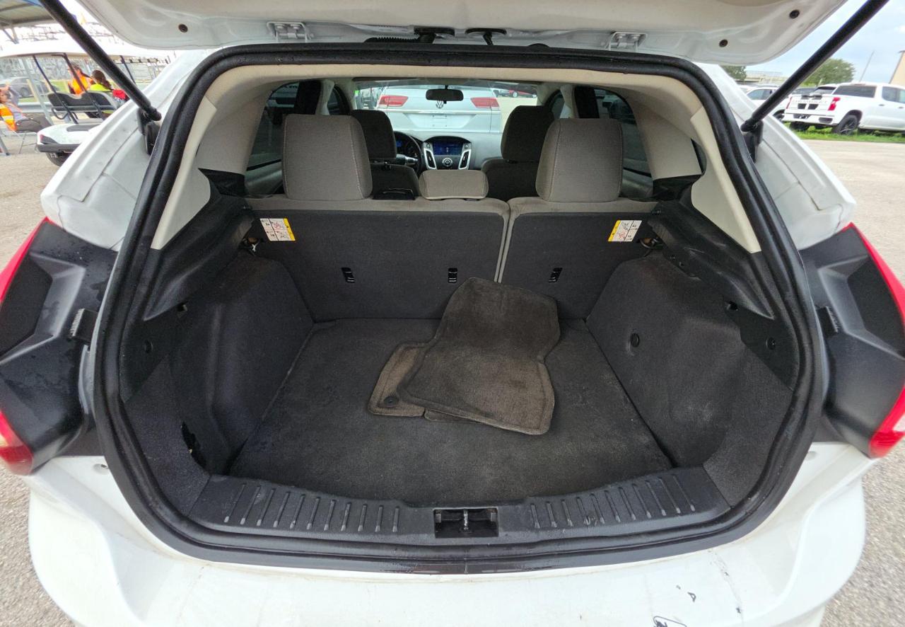 Ford Focus  2012