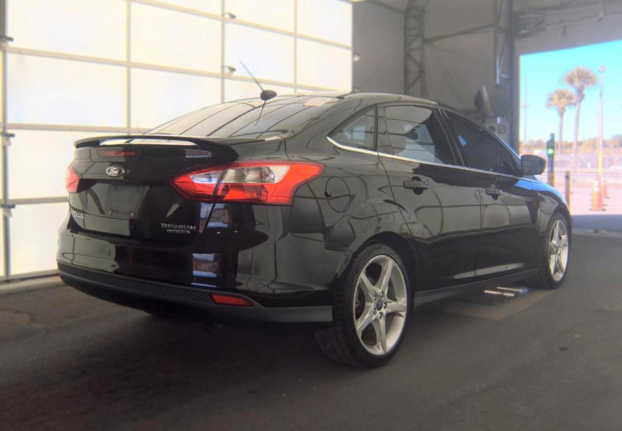 Ford Focus  2013