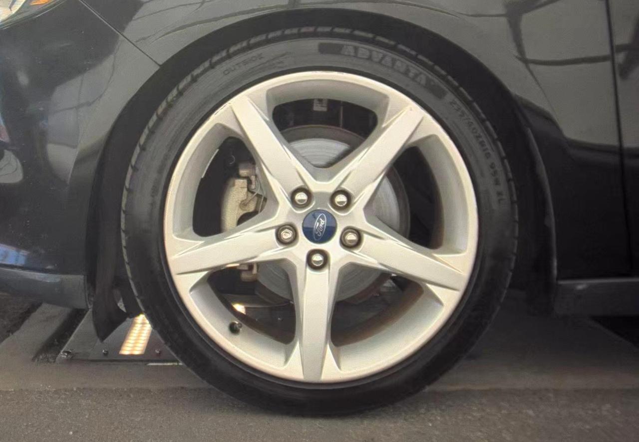 Ford Focus  2013