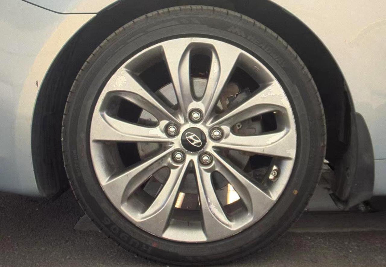 Hyundai Sonata  2013